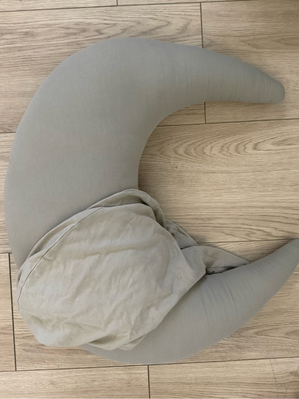 Snuggle me organic nursing pillow and matching cover